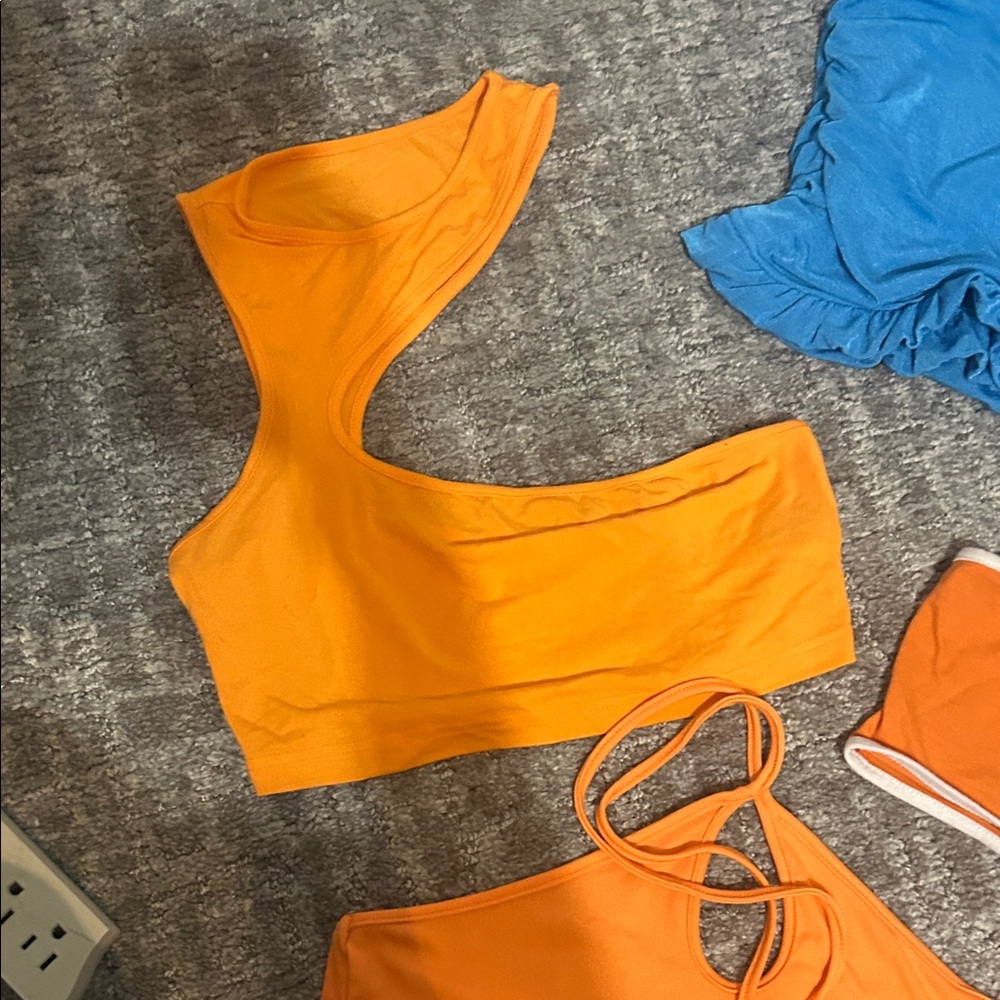 UF Gators Orange & Blue Mixed top lot  - small- Bold Colorblock Pieces - Picture 3 of 7